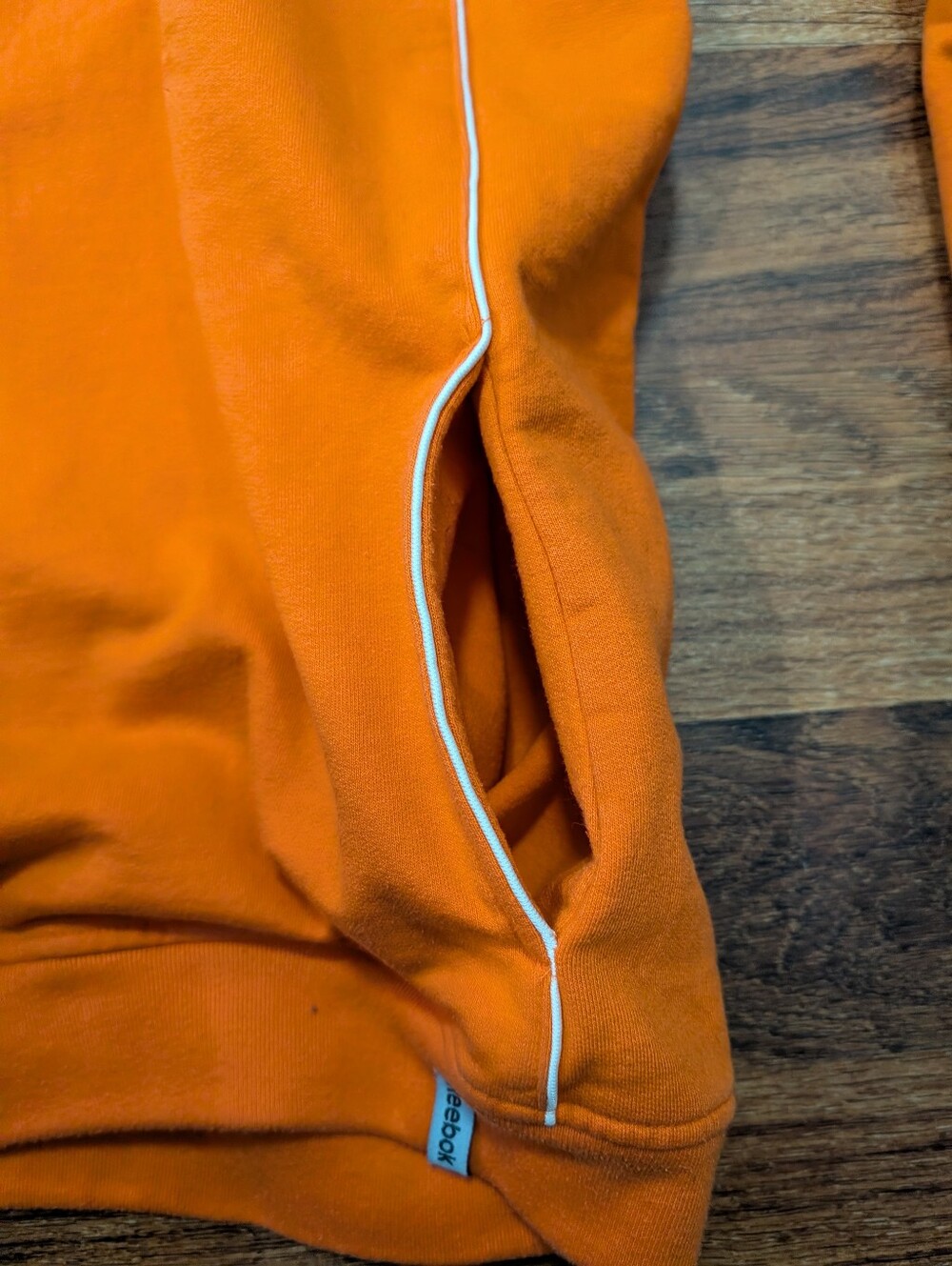 Reebok Cincinnati Bengals NFL Orange Pullover Hoodie Sweatshirt Youth XL (18/20) - Picture 3 of 6